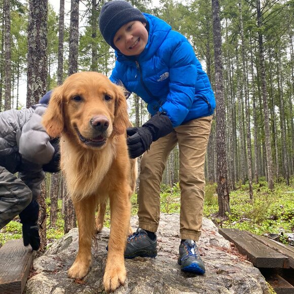 Boys Kids North Face 550 down jacket Size Small Blue - Picture 2 of 3